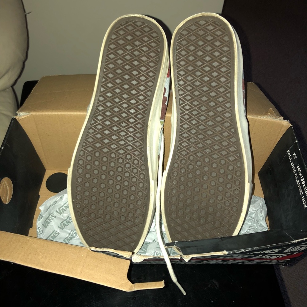 VANS - Picture 5 of 5